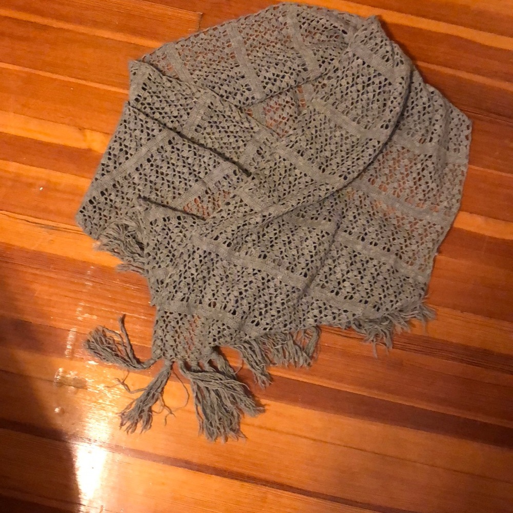 EUC vintage shawl